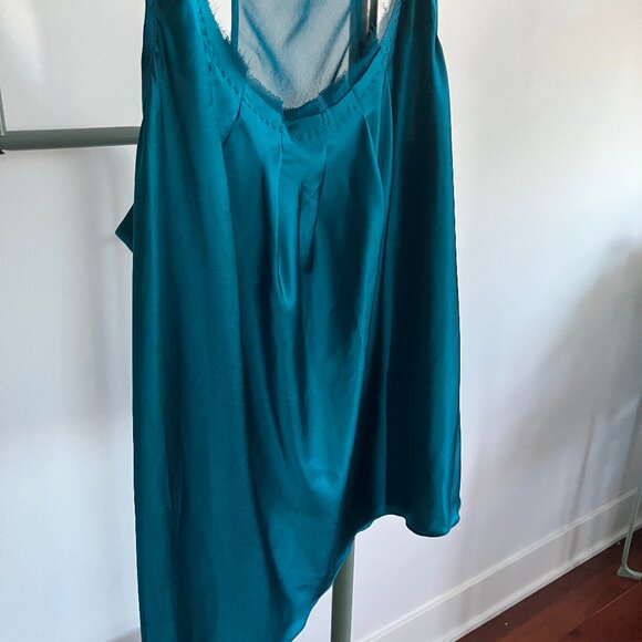 Deep teal silk sleeveless tank - Picture 2 of 6